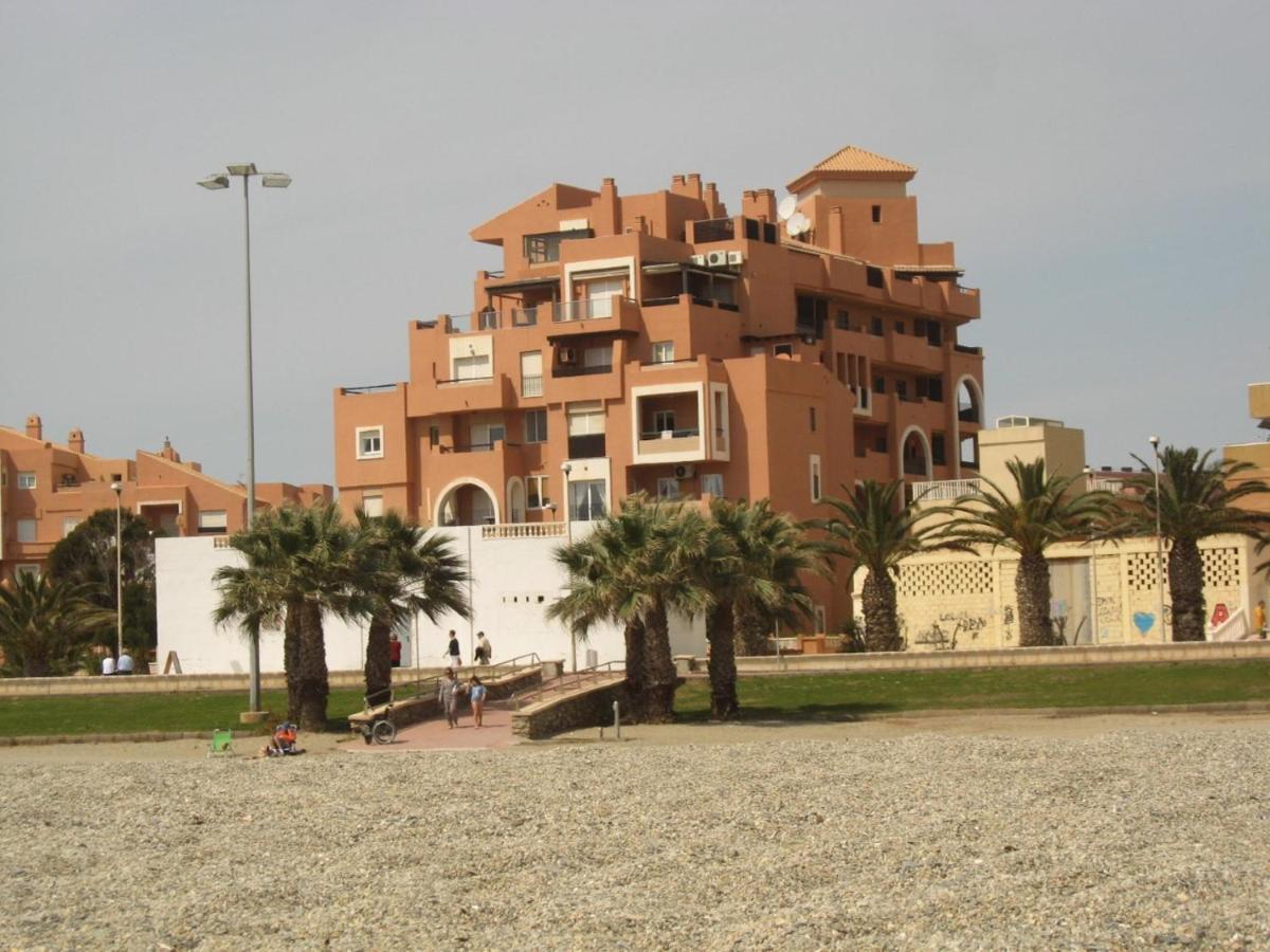 Apartamento En Primera Linea De Playa, Con Vistas A La Playa Y Con Wifi Roquetas de Mar Exterior photo